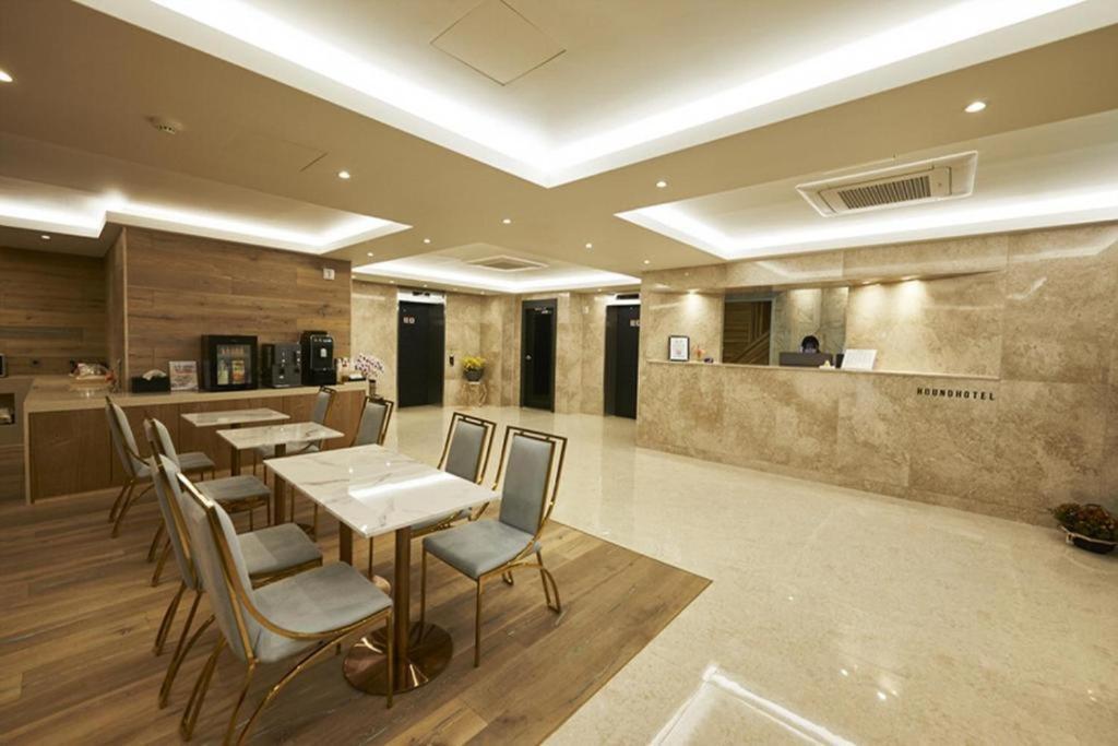 Hound Hotel Yeonsan Puszan Kültér fotó