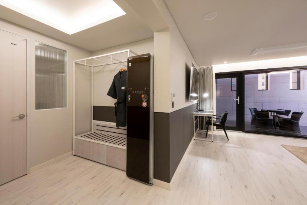 Hound Hotel Yeonsan Puszan Kültér fotó