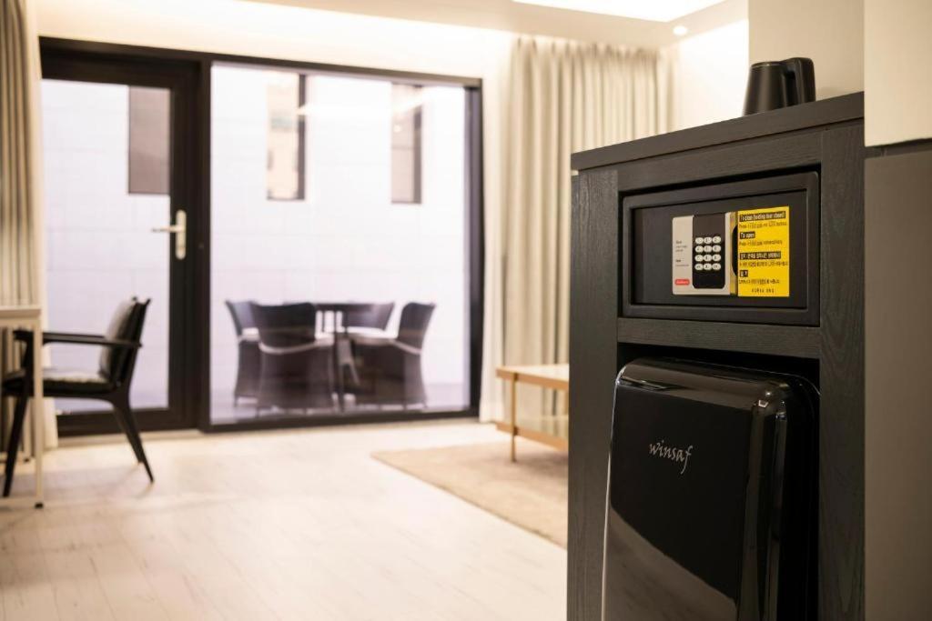 Hound Hotel Yeonsan Puszan Kültér fotó