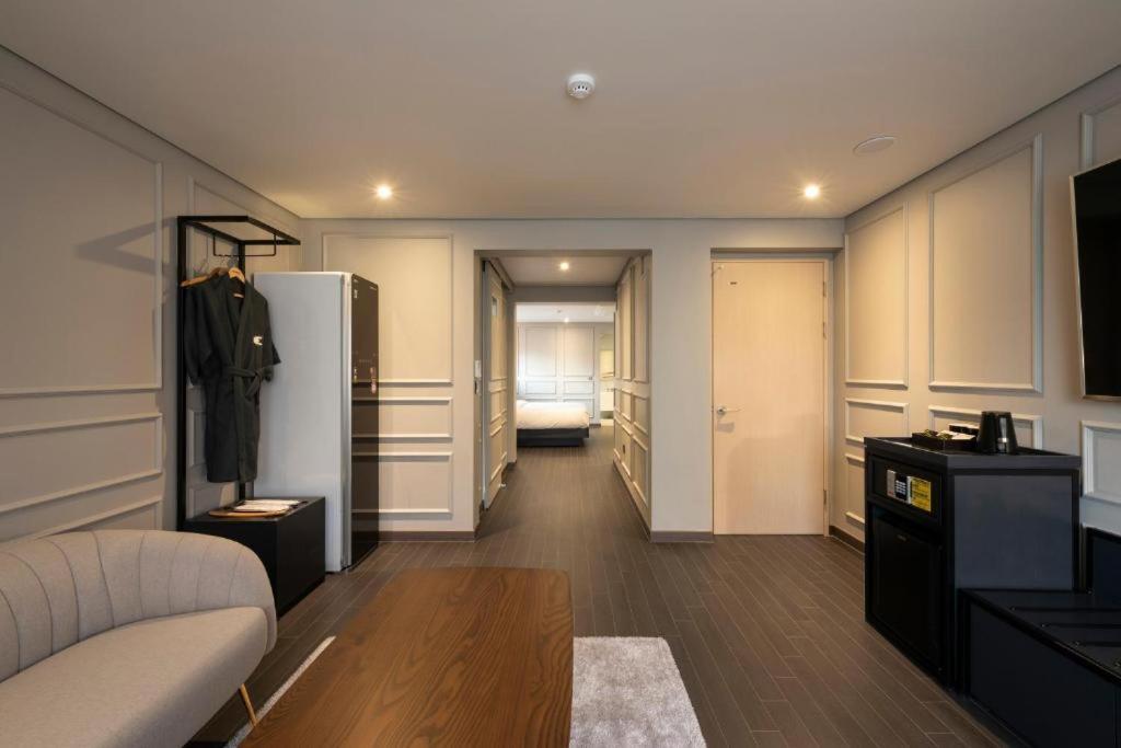 Hound Hotel Yeonsan Puszan Kültér fotó