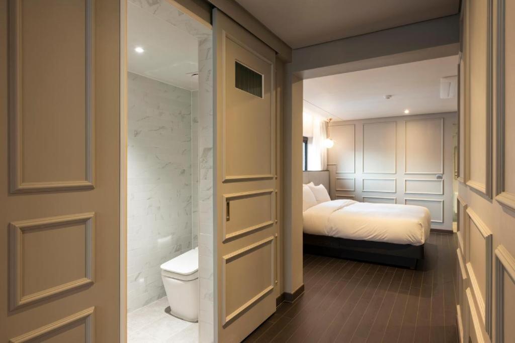 Hound Hotel Yeonsan Puszan Kültér fotó