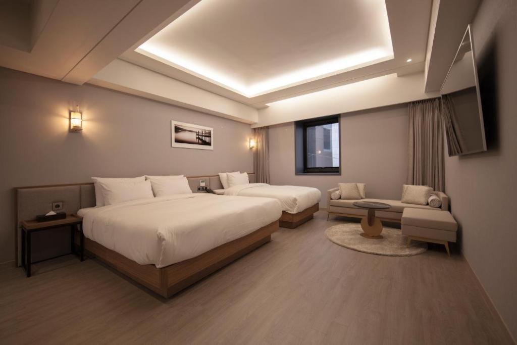 Hound Hotel Yeonsan Puszan Kültér fotó