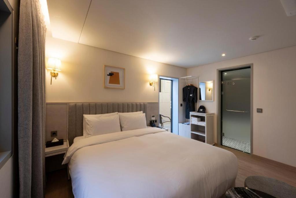 Hound Hotel Yeonsan Puszan Kültér fotó